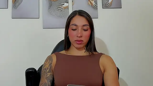 KAYLA BATISTA  online show from March 30, 5:12 pm