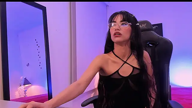 Rouse Monroe online show from September 24, 4:22 am