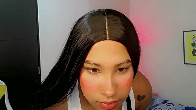 Snapshot of La_tokisha chatting on October 16, 1:19 am La tokisha online show from October 16, 1:19 am