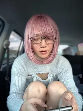 takusaki223 online show from November 21, 6:37 am