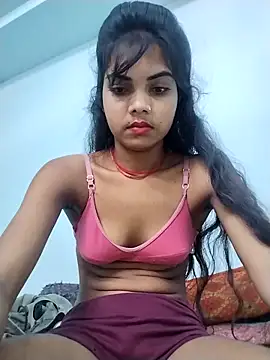 Snapshot of PRACHI-743 chatting on October 2, 4:39 am PRACHI-743 online show from October 2, 4:39 am