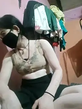 Lusty Annu online show from April 14, 4:07 pm