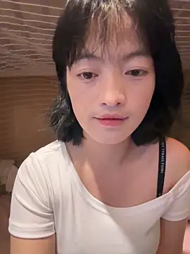 Tramy xx online show from October 2, 9:03 am