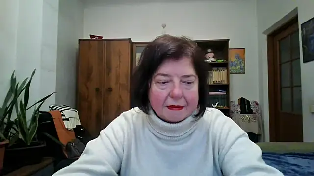 Violet Pulse online show from February 12, 1:35 pm