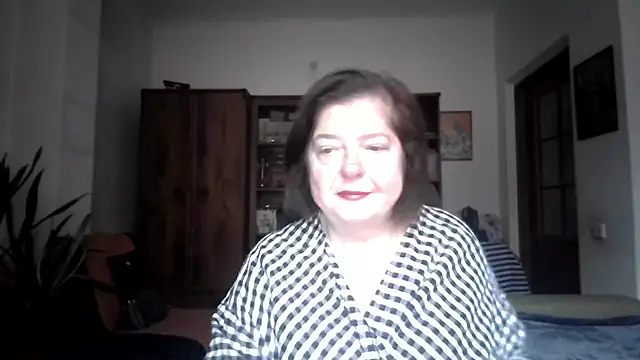 Violet Pulse online show from December 5, 9:32 am