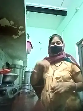 Cute-Charvii online show from February 16, 12:21 am