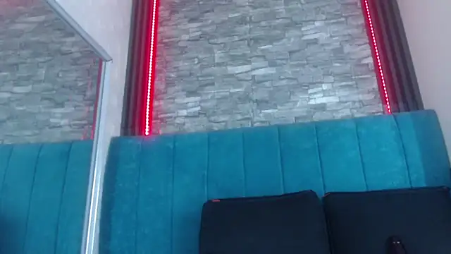 Lil Rose2006 online show from November 20, 3:24 pm