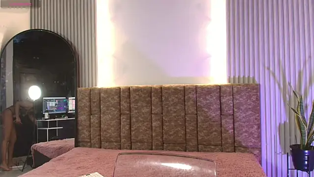 Missdionne curly online show from December 16, 2:34 pm