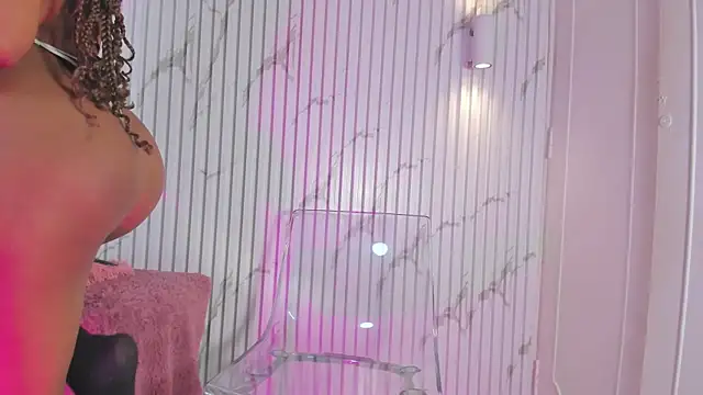 Missdionne curly online show from November 15, 11:33 am