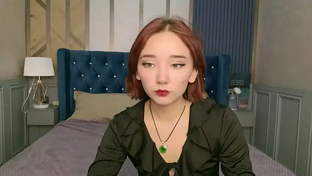 Silvia Lore online show from September 28, 5:25 am