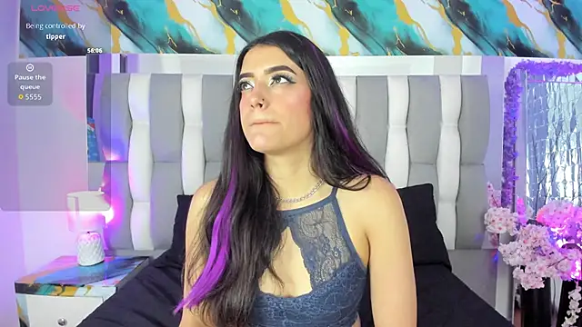 IsaDiiaz online show from March 27, 4:25 am