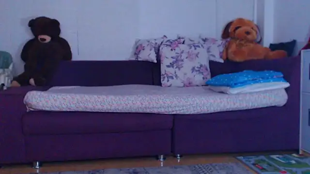 Snapshot of CassieSpell chatting on October 3, 9:31 pm CassieSpell online show from October 3, 9:31 pm