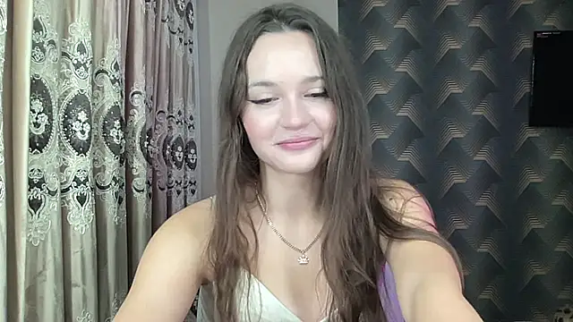 Snapshot of KamFykes chatting on October 8, 2:32 pm KamFykes online show from October 8, 2:32 pm