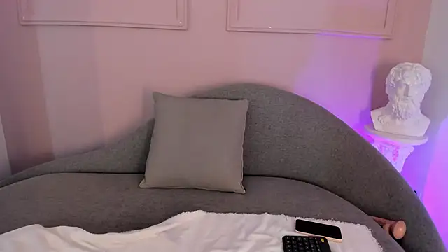 miia blaze online show from November 9, 6:26 pm