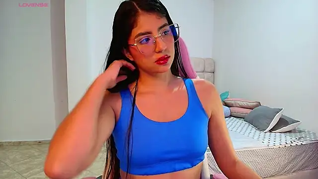 Julieta Rose19 online show from March 24, 11:54 pm