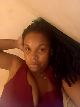 PrettahSantos online show from March 10, 7:18 pm