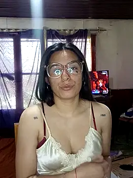 Snapshot of lucixxx14 chatting on October 16, 4:09 pm lucixxx14 online show from October 16, 4:09 pm