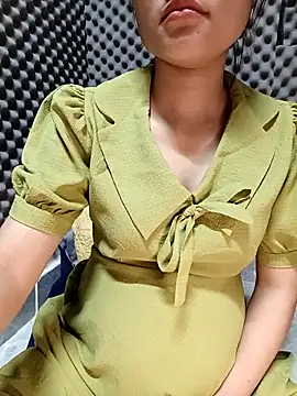 Pipi23  online show from November 16, 8:49 am