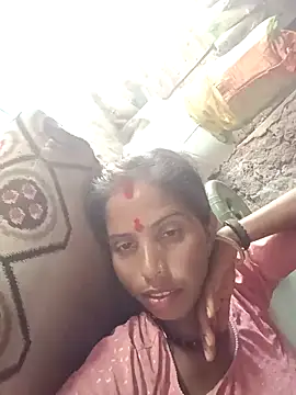 Snapshot of Kirti_k chatting on September 23, 7:50 am Kirti k online show from September 23, 7:50 am