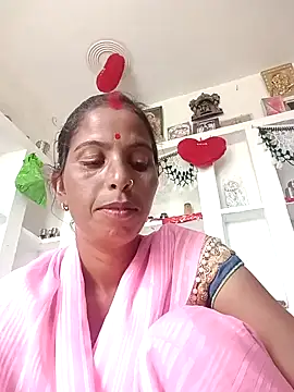 Snapshot of Kirti_k chatting on September 21, 6:12 am Kirti k online show from September 21, 6:12 am