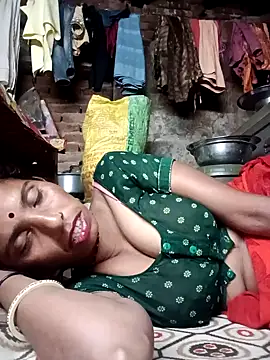 Snapshot of Kirti_k chatting on October 5, 4:34 pm Kirti k online show from October 5, 4:34 pm