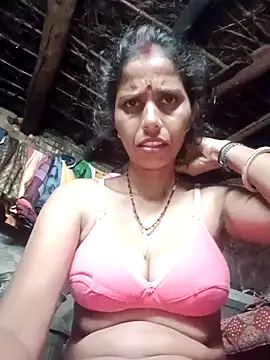 Snapshot of Kirti_k chatting on October 6, 6:34 pm Kirti k online show from October 6, 6:34 pm