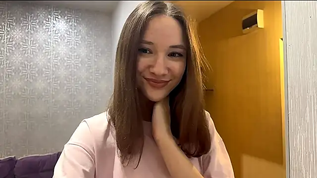 Kimi Kiwi online show from October 21, 3:49 pm