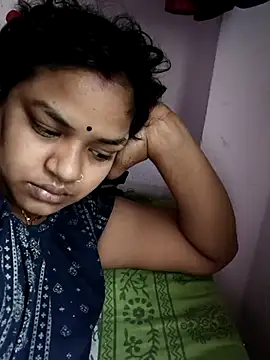 Deborbhavi222 online show from February 17, 9:41 am