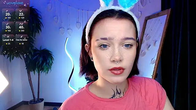 Snapshot of Elastikisss chatting on October 17, 2:37 am Elastikisss online show from October 17, 2:37 am