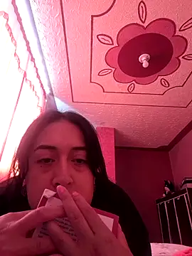 selenaa420 online show from March 12, 6:32 pm