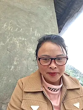 xuxulovezz online show from February 23, 8:36 am