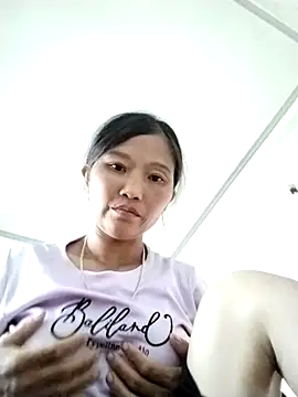 Snapshot of abigail-00 chatting on September 23, 9:51 am abigail-00 online show from September 23, 9:51 am