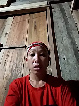 Snapshot of vtmbae chatting on October 5, 10:15 pm vtmbae online show from October 5, 10:15 pm
