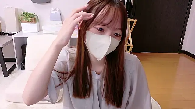 Snapshot of saku_sakura_ chatting on October 5, 4:17 am saku sakura online show from October 5, 4:17 am
