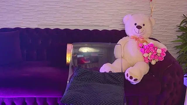 MeganSin  online show from February 14, 6:26 am