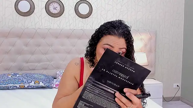 VaniaRose online show from November 29, 1:59 pm