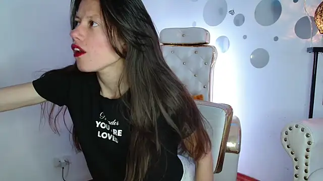 Snapshot of Nina_Roser chatting on September 24, 12:48 pm Nina Roser online show from September 24, 12:48 pm