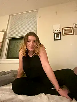 Snapshot of Seturselfonfire chatting on October 13, 9:01 am Seturselfonfire online show from October 13, 9:01 am