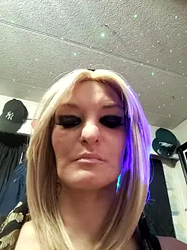 blondebarbiebae online show from January 12, 12:27 am