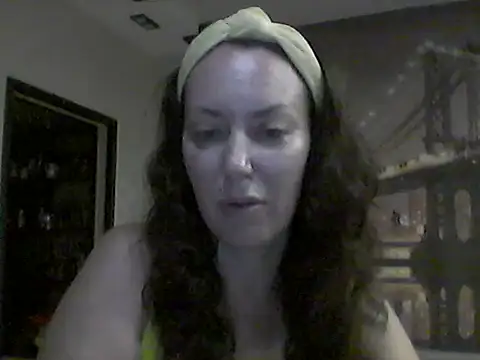 Snapshot of Selirine chatting on October 3, 1:16 pm Selirine online show from October 3, 1:16 pm