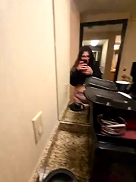 xofrankiefinexo online show from February 18, 7:40 am