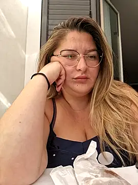 HornyBella88 online show from October 19, 8:16 am