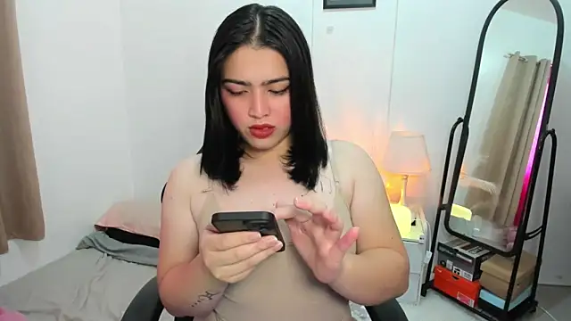 Snapshot of BubbbleButtDemi chatting on September 25, 5:17 am BubbbleButtDemi online show from September 25, 5:17 am