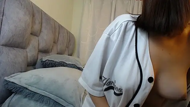 little-bunny- online show from November 20, 2:34 am