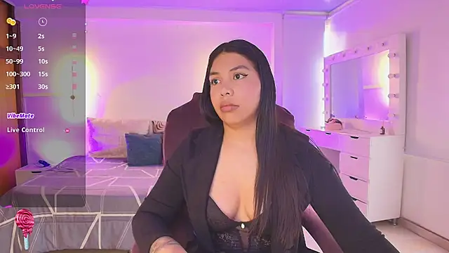 kloe28 online show from April 15, 7:58 pm