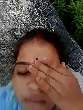 Snapshot of Cuty_nensi chatting on October 8, 7:56 am Cuty nensi online show from October 8, 7:56 am