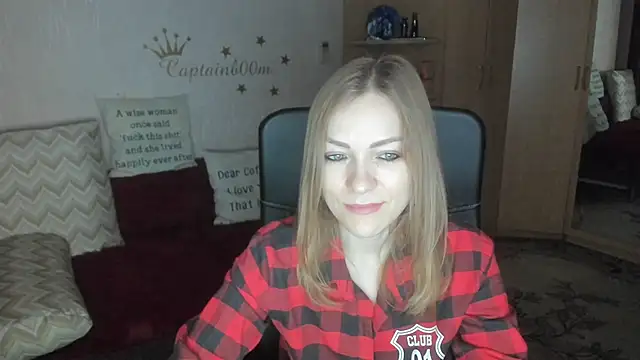 Tiffany Bates online show from November 8, 4:06 am