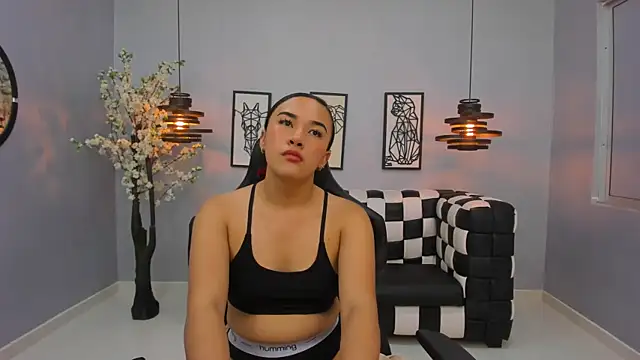 Snapshot of Kira_Naughty chatting on September 28, 11:48 am Kira Naughty online show from September 28, 11:48 am