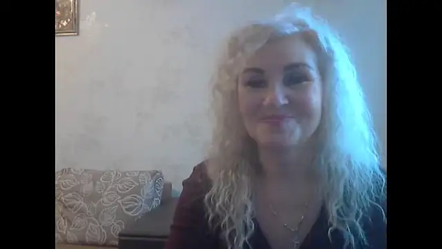 LadySexyBlond online show from February 13, 8:27 am