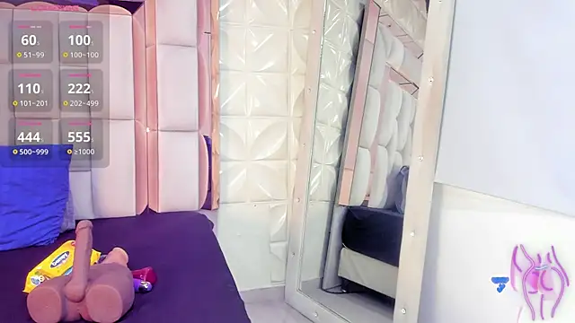 Sarah Adamss online show from November 13, 12:26 pm